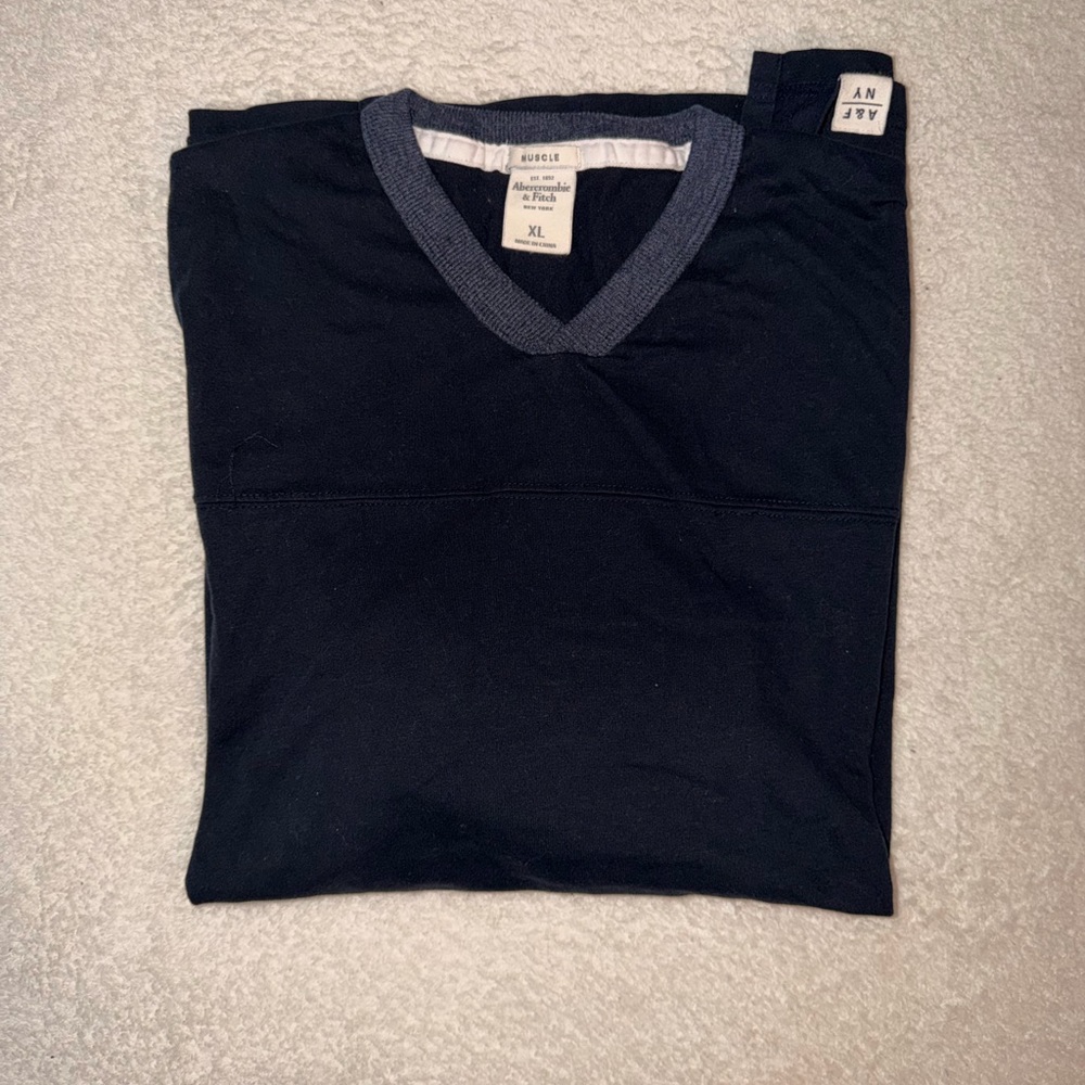 ⚡️Abercrombie & Fitch Black V-Neck Jersey Inspired Long Sleeve⚡️